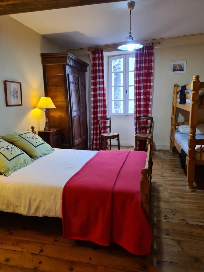 Gite D'Etape Le Couvent D'Ossau Louvie Juzon エクステリア 写真
